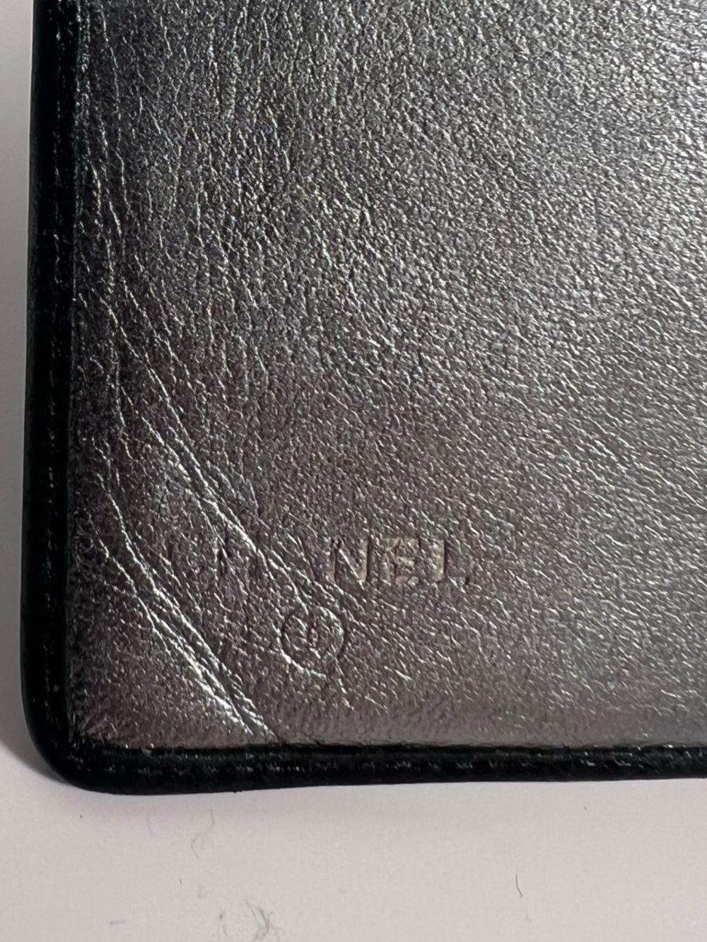 1124: Chanel Vertical Quilted Leather Wallet CC Logo Black - Picture 11 of 16